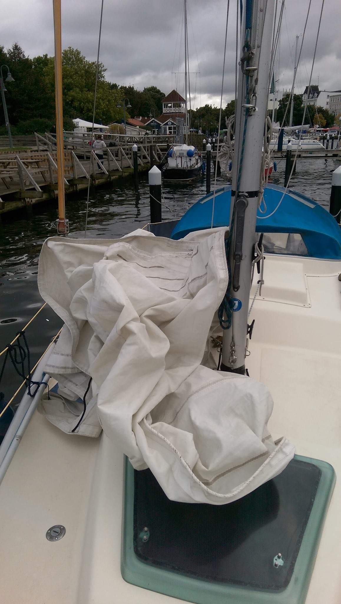 Findus ohne Kleider 👕⛵🎽